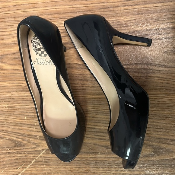 Vince Camaro peep toe heels dark blue/black heels very new condition - Picture 3 of 4